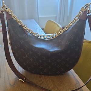 Brown Designer Shoulder Bag with Gold Chain